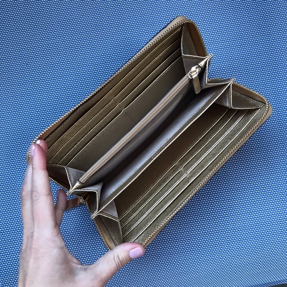 MICHAEL KORS | Gold Zip Around Continental Wallet - Picture 5 of 5